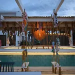 Marzi Beach And Bungalows 3* 科库宁