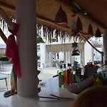 Marzi Beach And Bungalows Otel Kokkónion