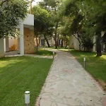 Marzi Beach And Bungalows Otel
