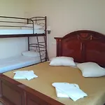 Marzi Beach And Bungalows Otel 3*