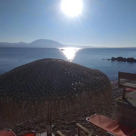 Szálloda Marzi Beach And Bungalows Kokóni
