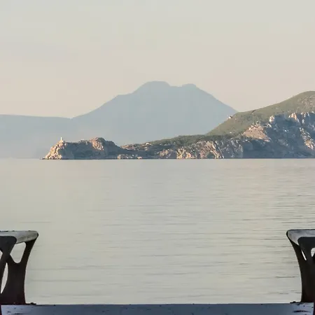 Szálloda Marzi Beach And Bungalows Kokóni