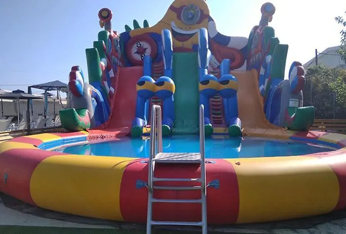 Hotel Marzi Beach And Bungalows