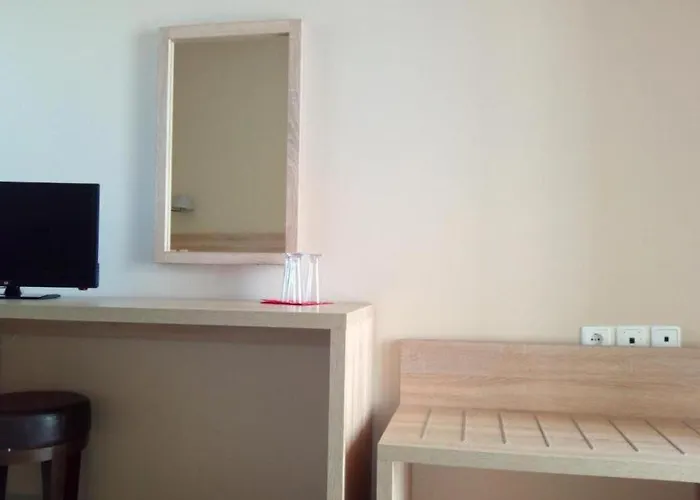 Marzi Beach And Bungalows