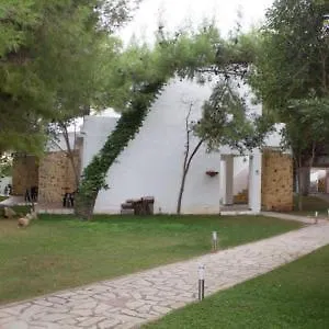 Marzi Beach And Bungalows 호텔 Kokkónion