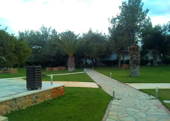 Marzi Beach And Bungalows